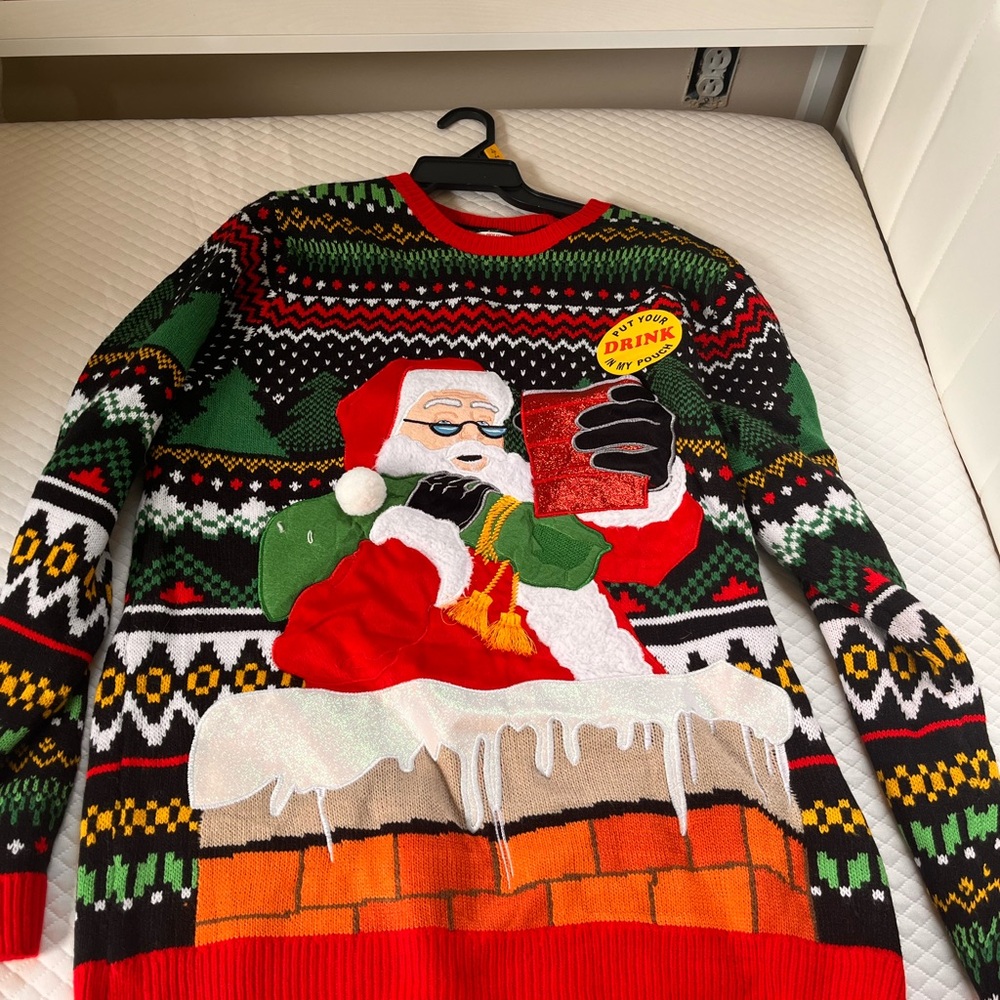 Festive Santa Sweater - Multicolor